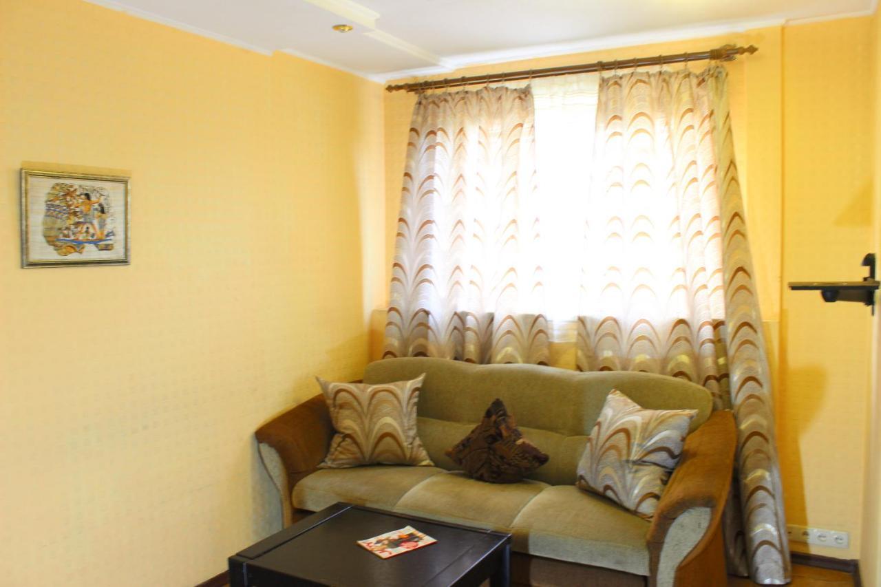 Two-Room Apartment Metro Levada Harkiv Exterior foto